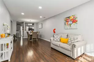 5927 Prescott Ct, Charlotte, NC 28269 - Photo 5