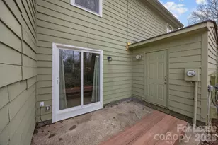 4051 Briarhill Dr, Charlotte, NC 28215 - Photo 27