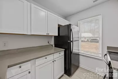 4051 Briarhill Drive, Charlotte, NC 28215 - Photo 7