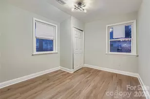 307 S Ransom St, Gastonia, NC 28052 - Photo 15