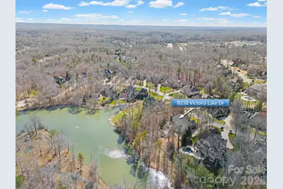 8238 Victoria Lake Drive, Waxhaw, NC 28173 - Photo 29