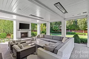 1438 Queens Rd W, Charlotte, NC 28207 - Photo 43