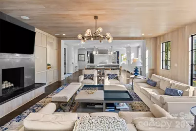 1438 Queens Road W, Charlotte, NC 28207 - Photo 23