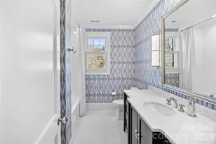 1438 Queens Rd W, Charlotte, NC 28207 - Photo 39