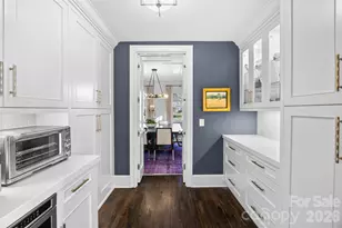 1438 Queens Rd W, Charlotte, NC 28207 - Photo 13