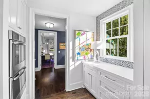 1438 Queens Rd W, Charlotte, NC 28207 - Photo 15