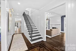 1438 Queens Rd W, Charlotte, NC 28207 - Photo 7