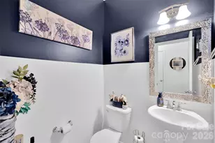 2527 Courtland Dr, Clover, SC 29710 - Photo 11