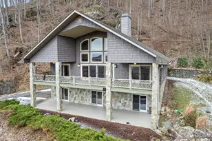 579 Bryson Heights, Waynesville, NC 28786 - Photo 1