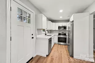 2534 Druid Hls Wy, Charlotte, NC 28206 - Photo 7