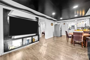 332 Dunlap St, Lancaster, SC 29720 - Photo 5