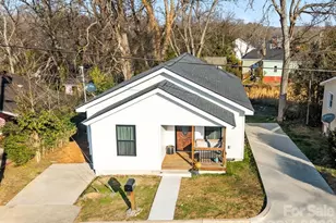 332 Dunlap St, Lancaster, SC 29720 - Photo 3
