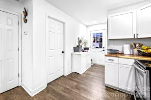 332 Dunlap St, Lancaster, SC 29720 - Photo 9