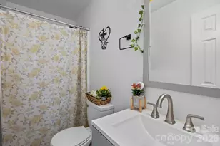 332 Dunlap St, Lancaster, SC 29720 - Photo 11