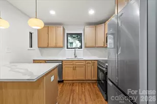 2430 Dora Dr, Charlotte, NC 28215 - Photo 3