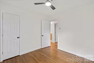 2430 Dora Dr, Charlotte, NC 28215 - Photo 11