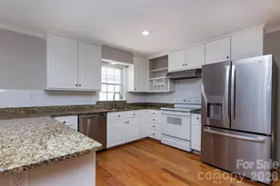 6515 Farmway Pl, Charlotte, NC 28215 - Photo 9