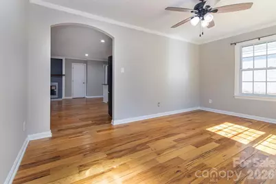 6515 Farmway Place, Charlotte, NC 28215 - Photo 3