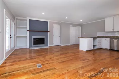 6515 Farmway Place, Charlotte, NC 28215 - Photo 5