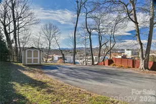 37 Buchanan Pl, Asheville, NC 28801 - Photo 29