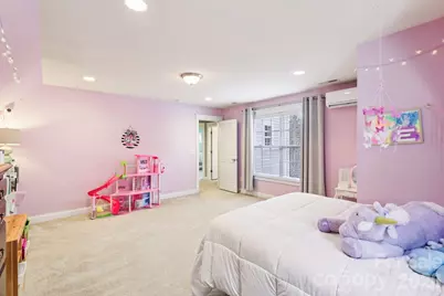 10125 Caldwell Forest Drive, Charlotte, NC 28213 - Photo 21