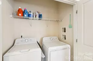 10125 Caldwell Forest Dr, Charlotte, NC 28213 - Photo 19