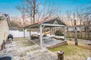 2316 Wineberry Ct, Matthews, NC 28105 - Photo 17