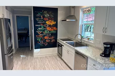 2316 Wineberry Court, Matthews, NC 28105 - Photo 5