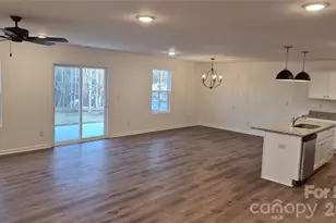 1048 Garnette Rd, Lancaster, SC 29720 - Photo 3