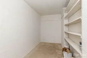 28 Westridge Dr, Asheville, NC 28803 - Photo 31