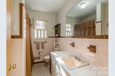 28 Westridge Drive, Asheville, NC 28803 - Photo 21