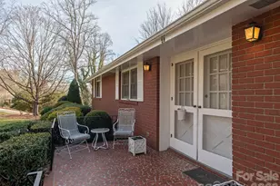 28 Westridge Dr, Asheville, NC 28803 - Photo 3