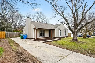 10915 Copperfield Dr, Pineville, NC 28134 - Photo 3