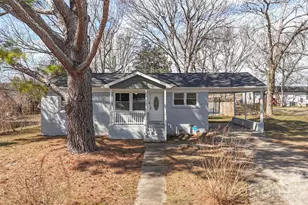 128 Jeter St, Chester, SC 29706 - Photo 1