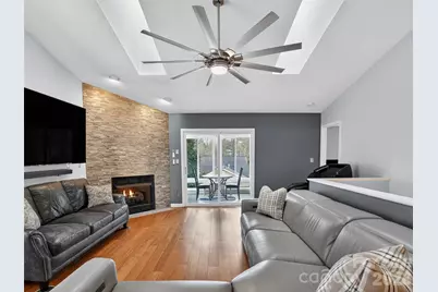 17 Driver Court, Hendersonville, NC 28739 - Photo 3