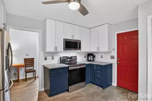 17 Driver Ct, Hendersonville, NC 28739 - Photo 9