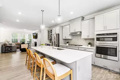 7017 Running Spring Drive, Charlotte, NC 28205 - Photo 5