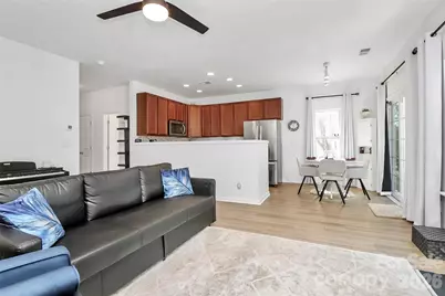 10303 Bunclody Drive, Charlotte, NC 28213 - Photo 9