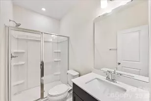 647 District Ct, Fort Mill, SC 29708 - Photo 9