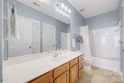 1044 Hunters Run Drive, Tega Cay, SC 29708 - Photo 23