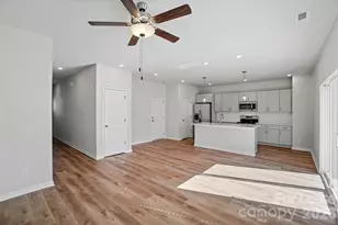 4017 Jenison Vly Ct, Charlotte, NC 28214 - Photo 9