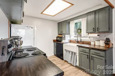 1330 Maple Springs Drive, Waynesville, NC 28785 - Photo 11