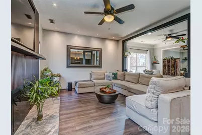 4522 Brownes Ferry Road, Charlotte, NC 28269 - Photo 9