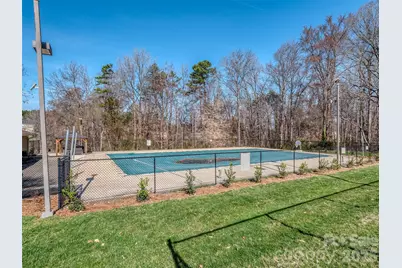 4522 Brownes Ferry Road, Charlotte, NC 28269 - Photo 31