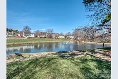 4522 Brownes Ferry Road, Charlotte, NC 28269 - Photo 35