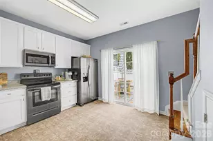 122 Chimney Rock Ln, Fort Mill, SC 29708 - Photo 9