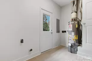 6148 Wheeler Dr, Charlotte, NC 28211 - Photo 25