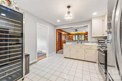 1708 Miles Court, Charlotte, NC 28216 - Photo 5