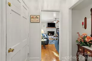 1287 Queensgate St, Gastonia, NC 28054 - Photo 3