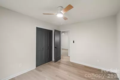 6900 Valley Haven Drive, Charlotte, NC 28211 - Photo 23